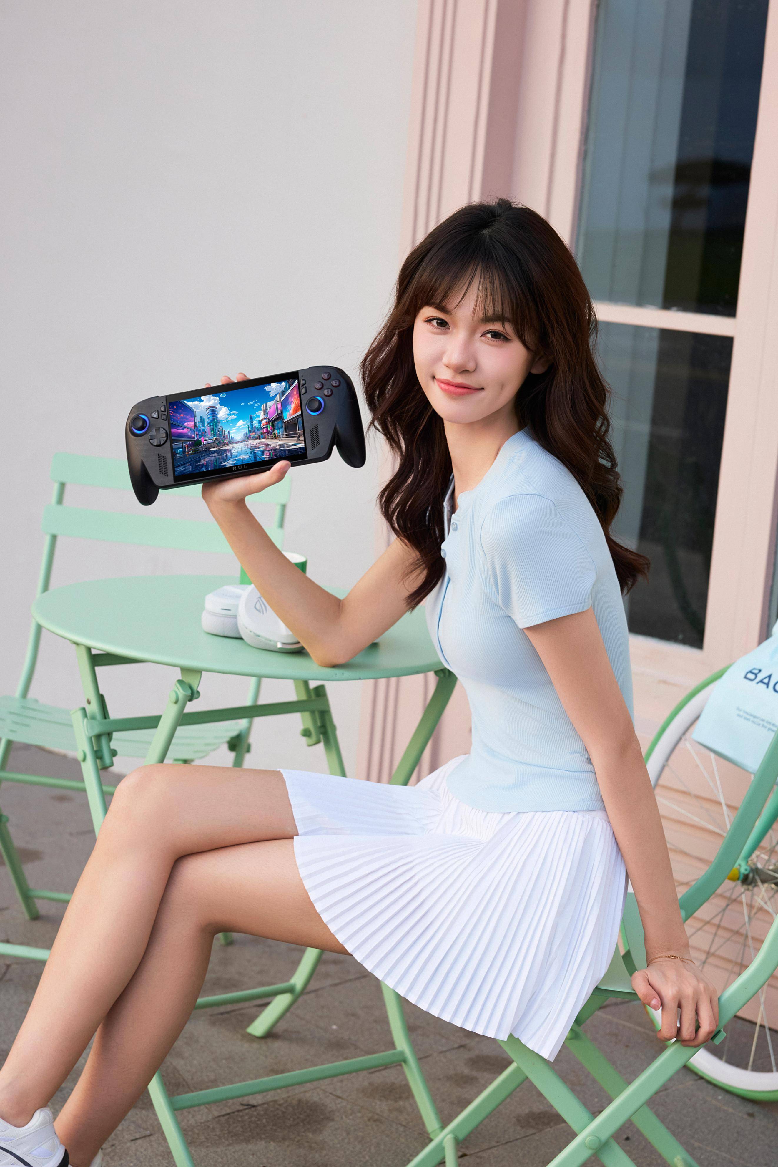 价格终于来了：首发仅6499元解锁主机级体验！j9九游会(中国)网站ROG XBOX 掌机X(图2)